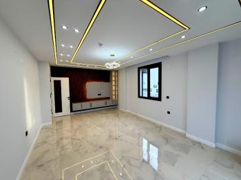 Didim Efeler Mahallesinde Satılık 4+1 Tam Müstakil Vİlla