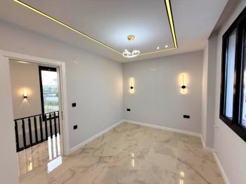 Didim'de Satılık Tam Müstakil Havuzlu Villa