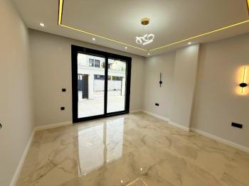 Didim'de Satılık Tam Müstakil Havuzlu Villa