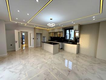 Didim'de Satılık Tam Müstakil Havuzlu Villa
