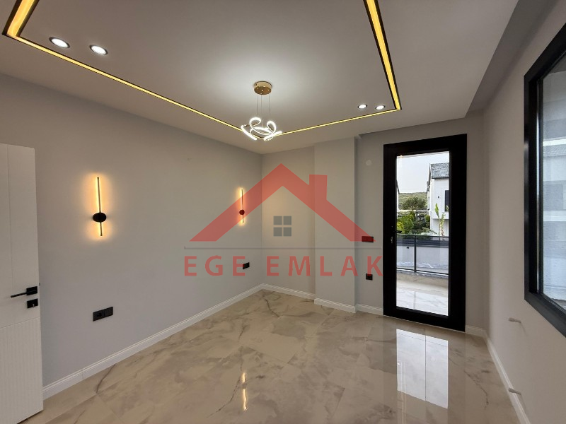 Didim Efeler Mahallesinde Satılık 4+1 Tam Müstakil Vİlla