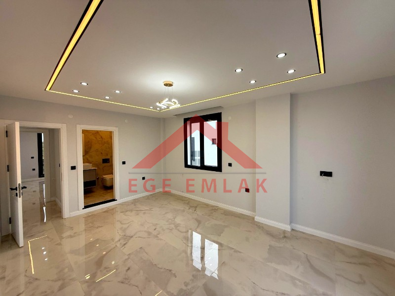 Didim Efeler Mahallesinde Satılık 4+1 Tam Müstakil Vİlla