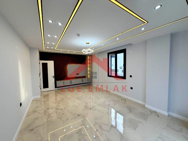 Didim Efeler Mahallesinde Satılık 4+1 Tam Müstakil Vİlla