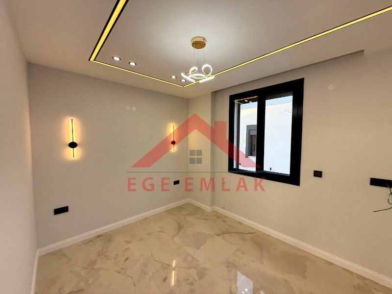 Didim'de Satılık Tam Müstakil Havuzlu Villa