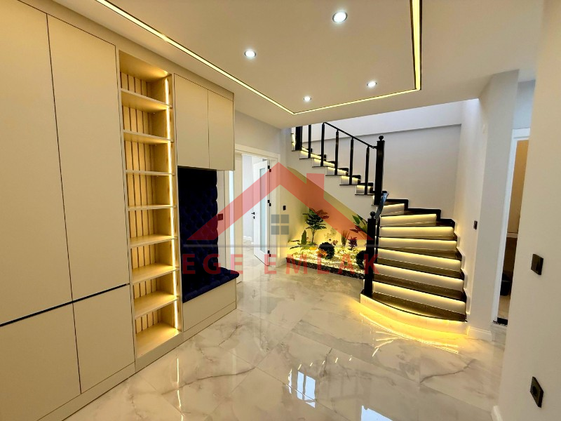 Didim'de Satılık Tam Müstakil Havuzlu Villa