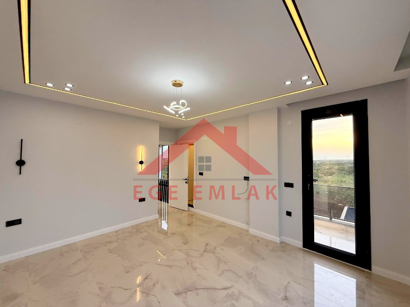 Didim'de Satılık Tam Müstakil Havuzlu Villa
