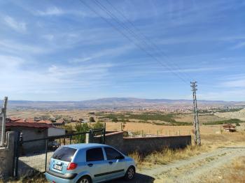 GÜVENAY - ÇORUM KAZIKLIKAYA DA SATILIK 595 M2 SATILIK ARSA 