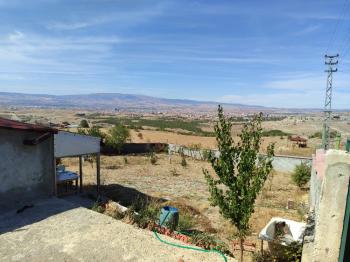 GÜVENAY - ÇORUM KAZIKLIKAYA DA SATILIK 595 M2 SATILIK ARSA 
