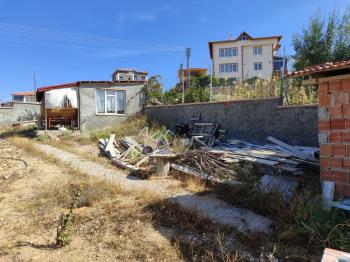 GÜVENAY - ÇORUM KAZIKLIKAYA DA SATILIK 595 M2 SATILIK ARSA 