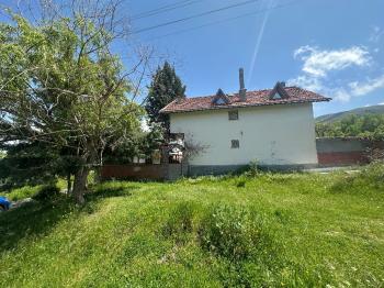 GÜVENAY - ÇORUM BOYRALI BAĞLARINDA 680  m2 SATILIK BAĞ 