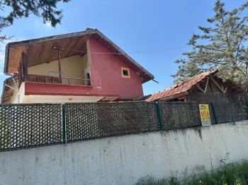GÜVENAY - ÇORUM BOYRALI BAĞLARINDA 680  m2 SATILIK BAĞ 