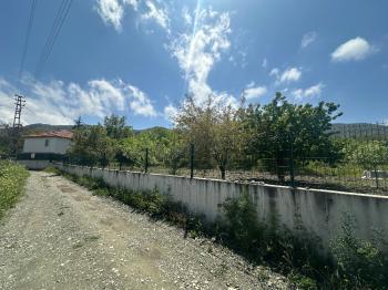 GÜVENAY - ÇORUM BOYRALI BAĞLARINDA 680  m2 SATILIK BAĞ 