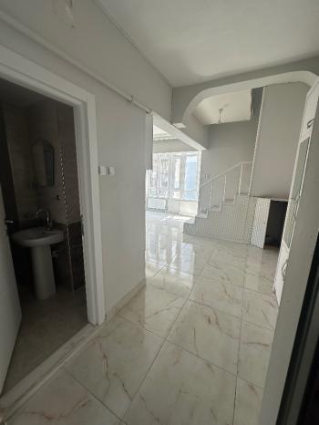 GÜVENAY - ÇORUM BAHÇELİEVLER  ÖĞRETMEN EVİ ARKASI 3+1 DUBLEKS  KİRALIK DAİRE 