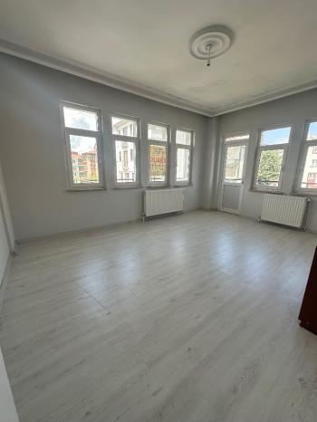 GÜVENAY - ÇORUM BAHÇELİEVLER  ÖĞRETMEN EVİ ARKASI 3+1 DUBLEKS  KİRALIK DAİRE 
