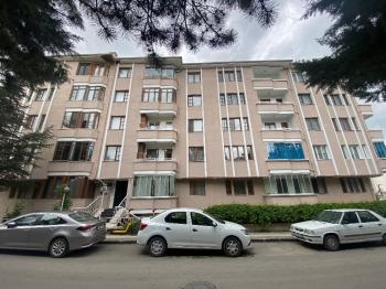 GÜVENAY - ÇORUM ÜÇTUTLAR MAH ADİL CANDEMİR PARKI KARŞISI 2+1 KİRALIK DAİRE