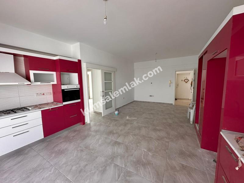 GÖNYELİ'DE TÜRK  MALI  SATILIK DAİRE 