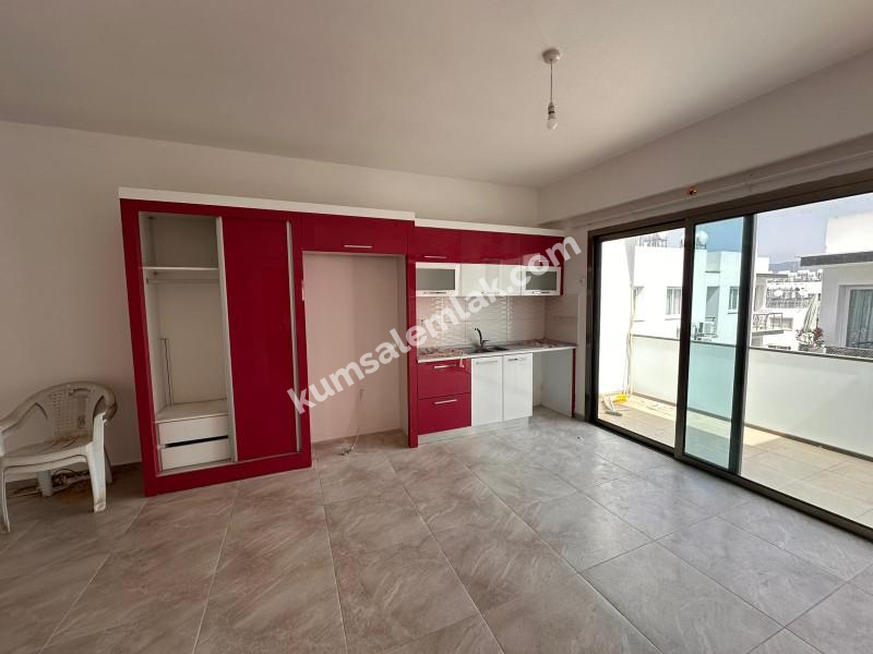 GÖNYELİ'DE TÜRK  MALI  SATILIK DAİRE 
