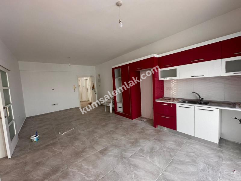 GÖNYELİ'DE TÜRK  MALI  SATILIK DAİRE 