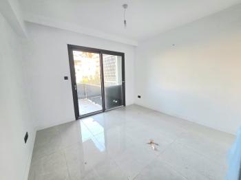 KKTC Girne Merkezde Muhteşem Lokasyonda Satılık 1+1 Sıfır Daire