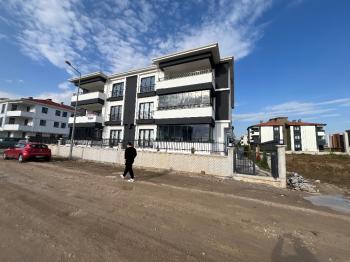 GÜVENAY - ÇORUM FEN LİSESİ CİVARI YÜKSEK GİRİŞ 2+1 SATILIK DAİRE 