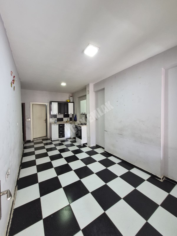 AFYON ÜÇOK EMLAKTAN DUMLUPINAR MAH 1+0 45M² KİRALIK OFİS - DAİRE