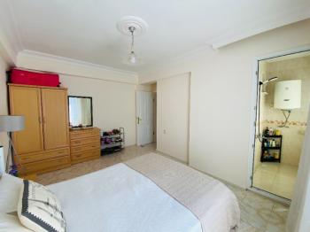 ALTINKUM PLAJI’NA 780 METRE MESAFEDE KÖŞE KONUMLU GENİŞ 2+1 DAİRE