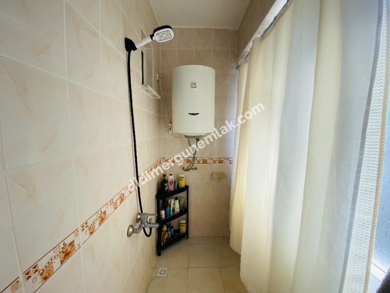 ALTINKUM PLAJI’NA 780 METRE MESAFEDE KÖŞE KONUMLU GENİŞ 2+1 DAİRE