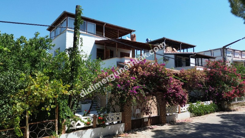 ALTINKUM MAHALLESİ'NDE  SATIŞA NADİR ÇIKAN TAM MÜSTAKİL VİLLA FIRSATI
