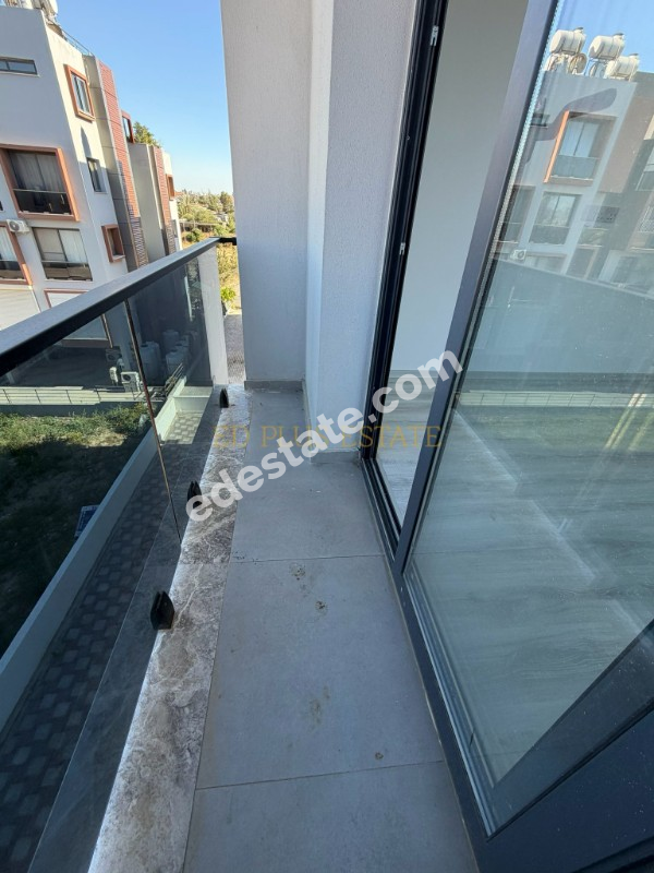 Lefkoşa Küçük Kaymaklı'da Türk Malı Çift Tuvaletli Satılık 2+1 Daire - SON 1 DAİRE