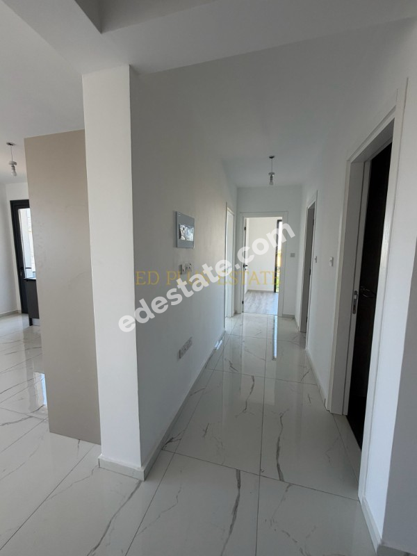 Lefkoşa Küçük Kaymaklı'da Türk Malı Çift Tuvaletli Satılık 2+1 Daire - SON 1 DAİRE