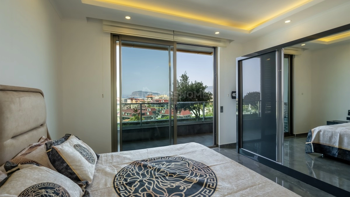 Garten Duplex Mit Meerblick Kestel