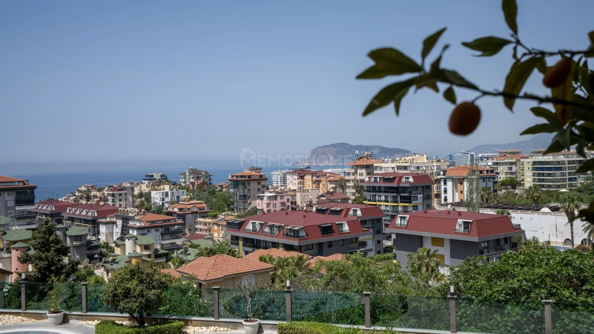 Garten Duplex Mit Meerblick Kestel