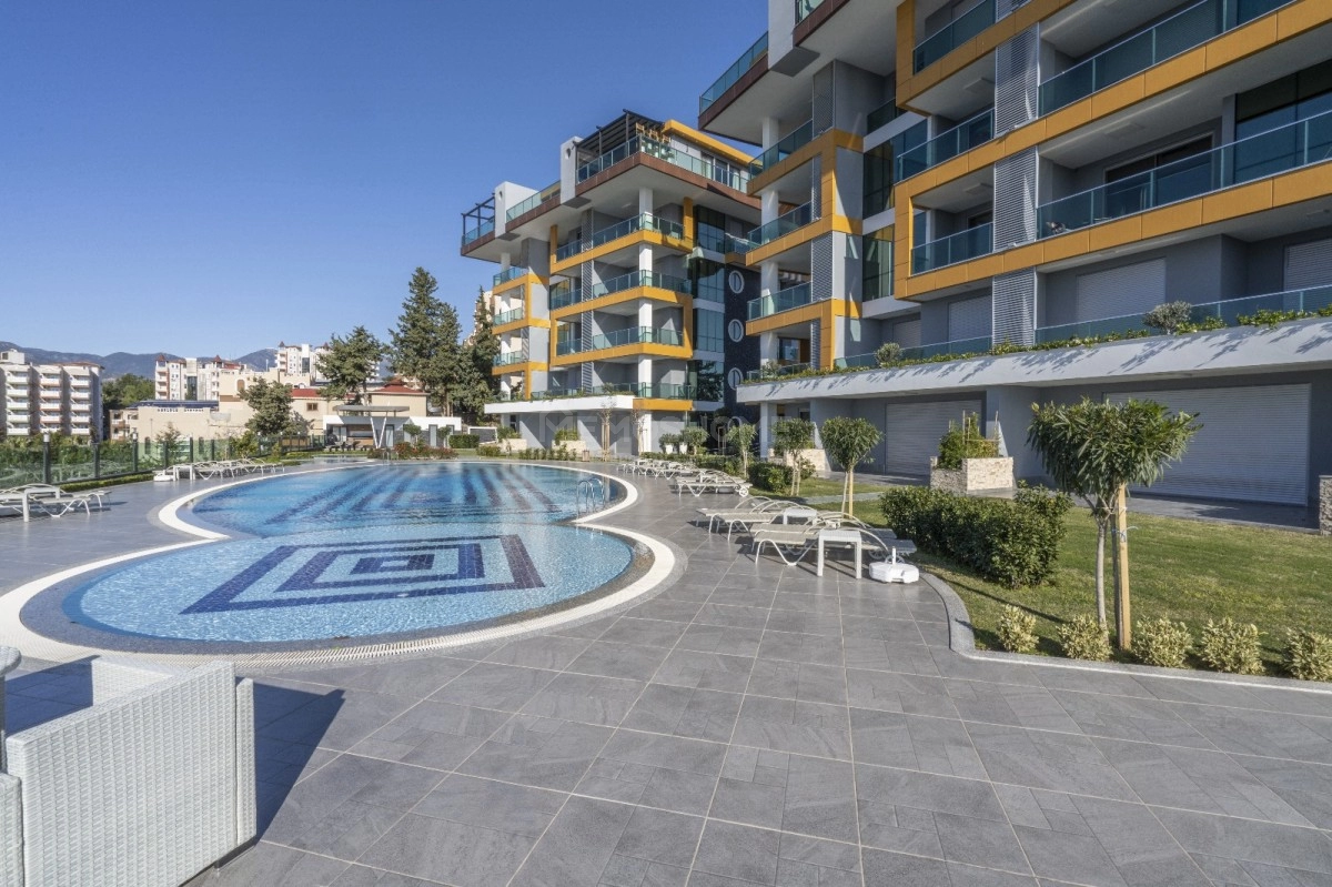 Garten Duplex Mit Meerblick Kestel