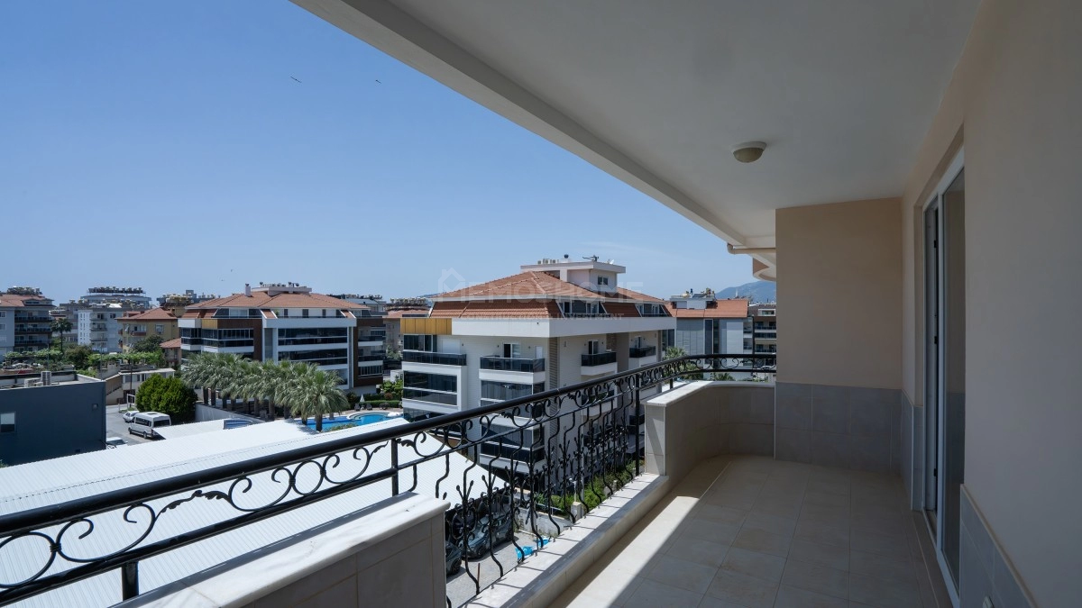 Luxury Duplex With Large Terrace Oba