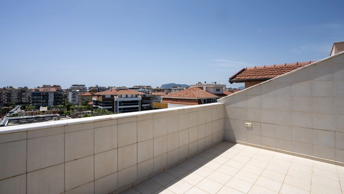 Luxury Duplex With Large Terrace Oba