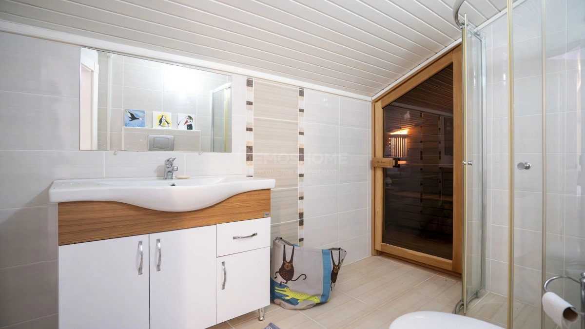 Luxury Duplex With Large Terrace Oba