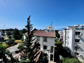 Kıbrıs Girne Merkez Satılık 2+1 Ofis