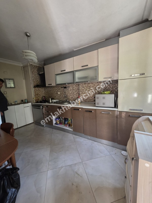MUDANYA ESKİ BURSA YOLU ÜZERİ BAHÇELİ 3+1 125 M2 GİRİŞ KAT SATILIK DAİRE