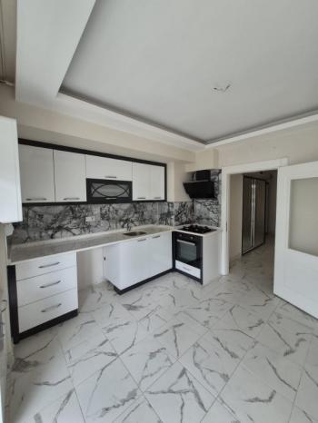 AFYON ÜÇOK EMLAKTAAN MAREŞAL FEVZİ ÇAKMAK MAH 3+1 110M² SIFIR AYARINDA SATILLIK DAİRE 