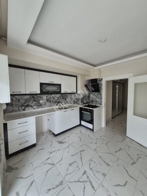 AFYON ÜÇOK EMLAKTAAN MAREŞAL FEVZİ ÇAKMAK MAH 3+1 110M² SIFIR AYARINDA SATILLIK DAİRE 