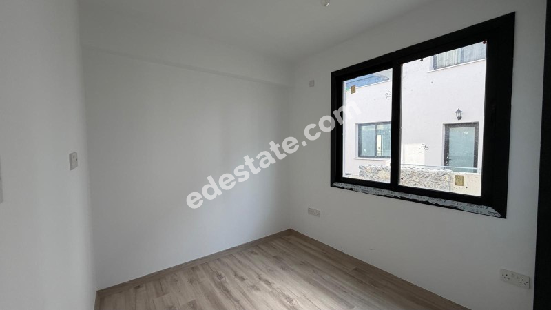 Girne Boğaz Bölgesinde Yeni SATILIK 3+1 Zemin Kat Daire