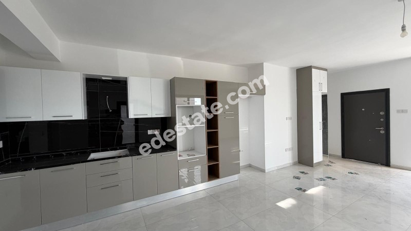 Girne Boğaz Bölgesinde Yeni SATILIK 3+1 Zemin Kat Daire