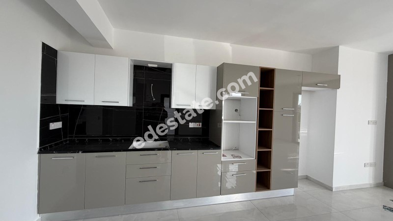 Girne Boğaz Bölgesinde Yeni SATILIK 3+1 Zemin Kat Daire