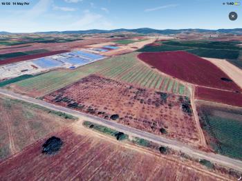 DijitalEmlak’tan Karacabey Bandırma yolunda Satılık 15.700 m2 Yatırımlık Arazi.
