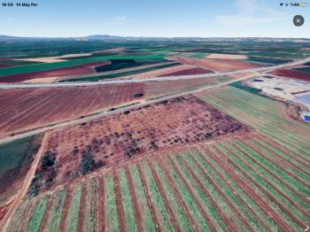 Bandırma Yolunda Fevzipaşa'da Satılık 30.000 m2 Kıymetli Arazi. 