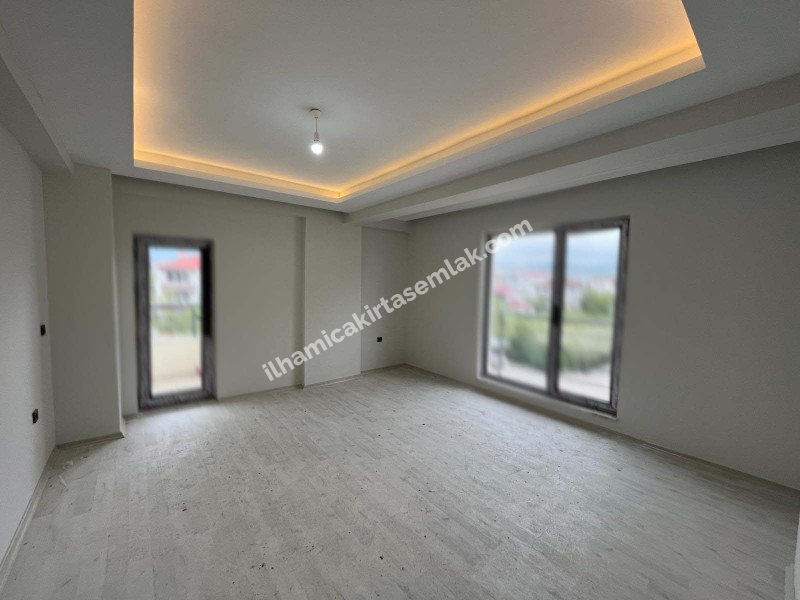 HATUNİYE MAHALLESİNDE SİTE İÇİ SIFIR SATILIK 2+1 GENİŞ DAİRE