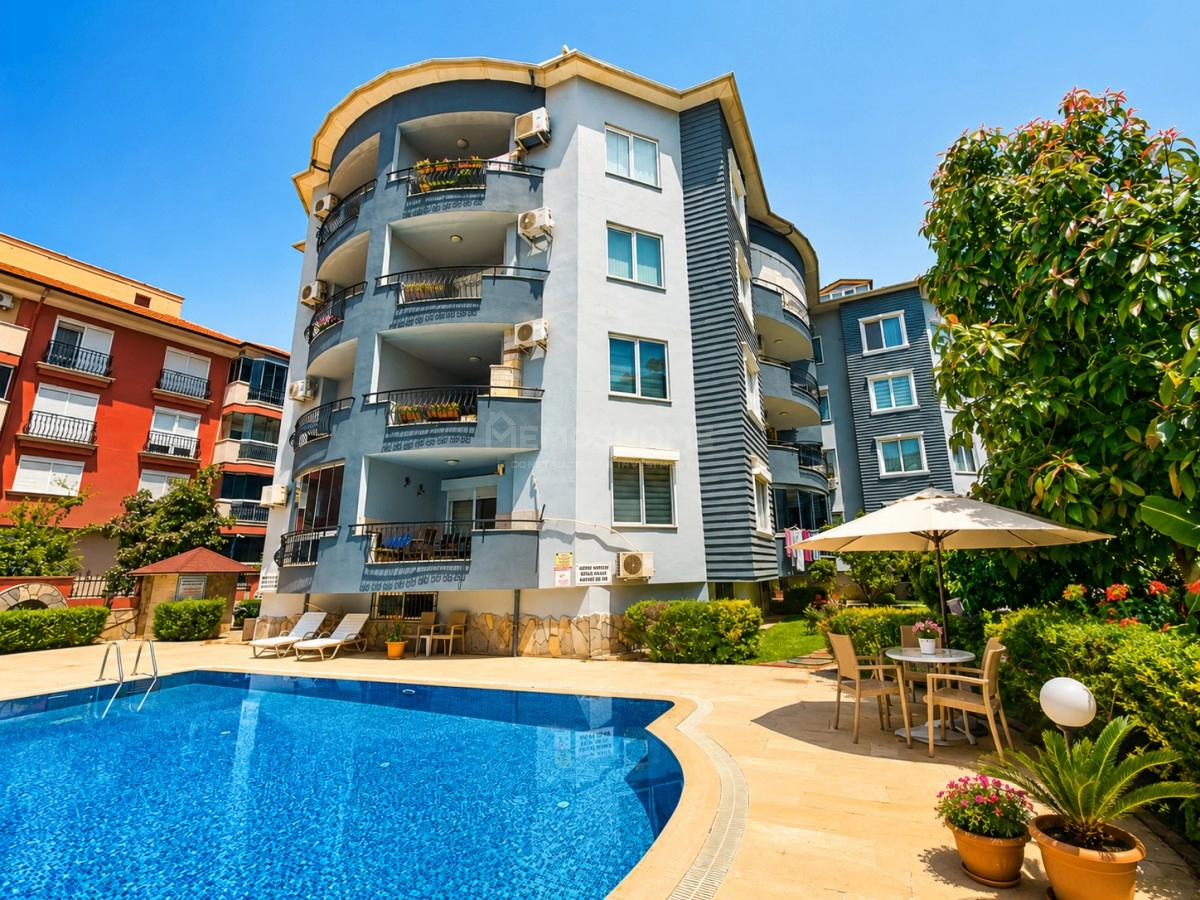 Poolside 2+1 Apartment In Obagöl