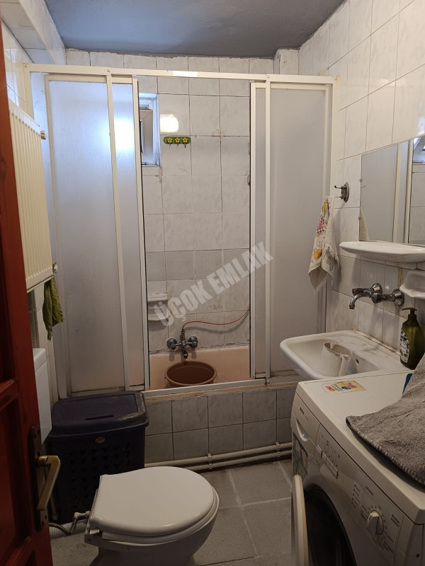 AFYON ÜÇOK EMLAKTAN ALİ İHSAN PAŞA MAH KİRALIK 2+1 85M² DAİRE 
