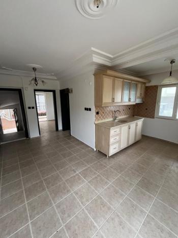 ÇAMLIK MAHALLESİ’NDE ÖNÜ AÇIK & BAHÇE CEPHELİ 2+1 FIRSAT DAİRE