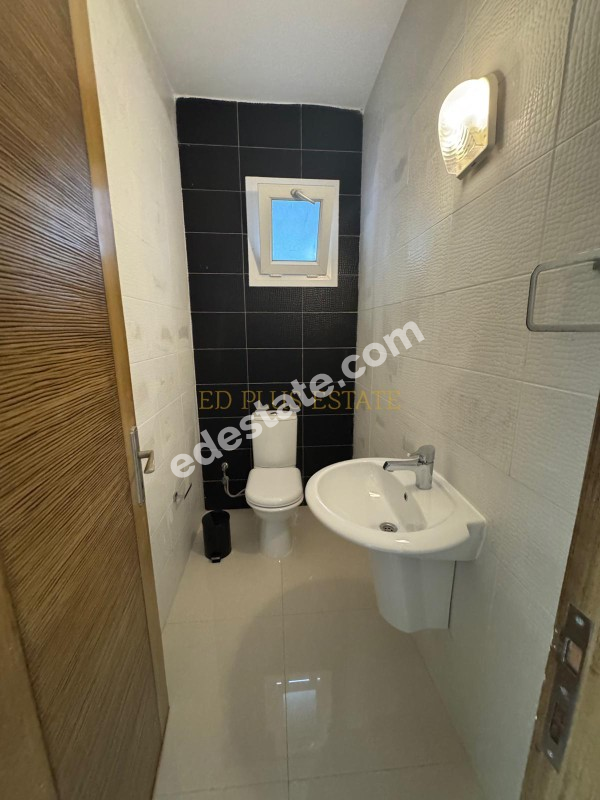 Lefkoşa Yenikent 3 Ay Peşin Ödemeli Ebeveyn Banyolu Full Eşyalı Kiralık 3+1 Daire